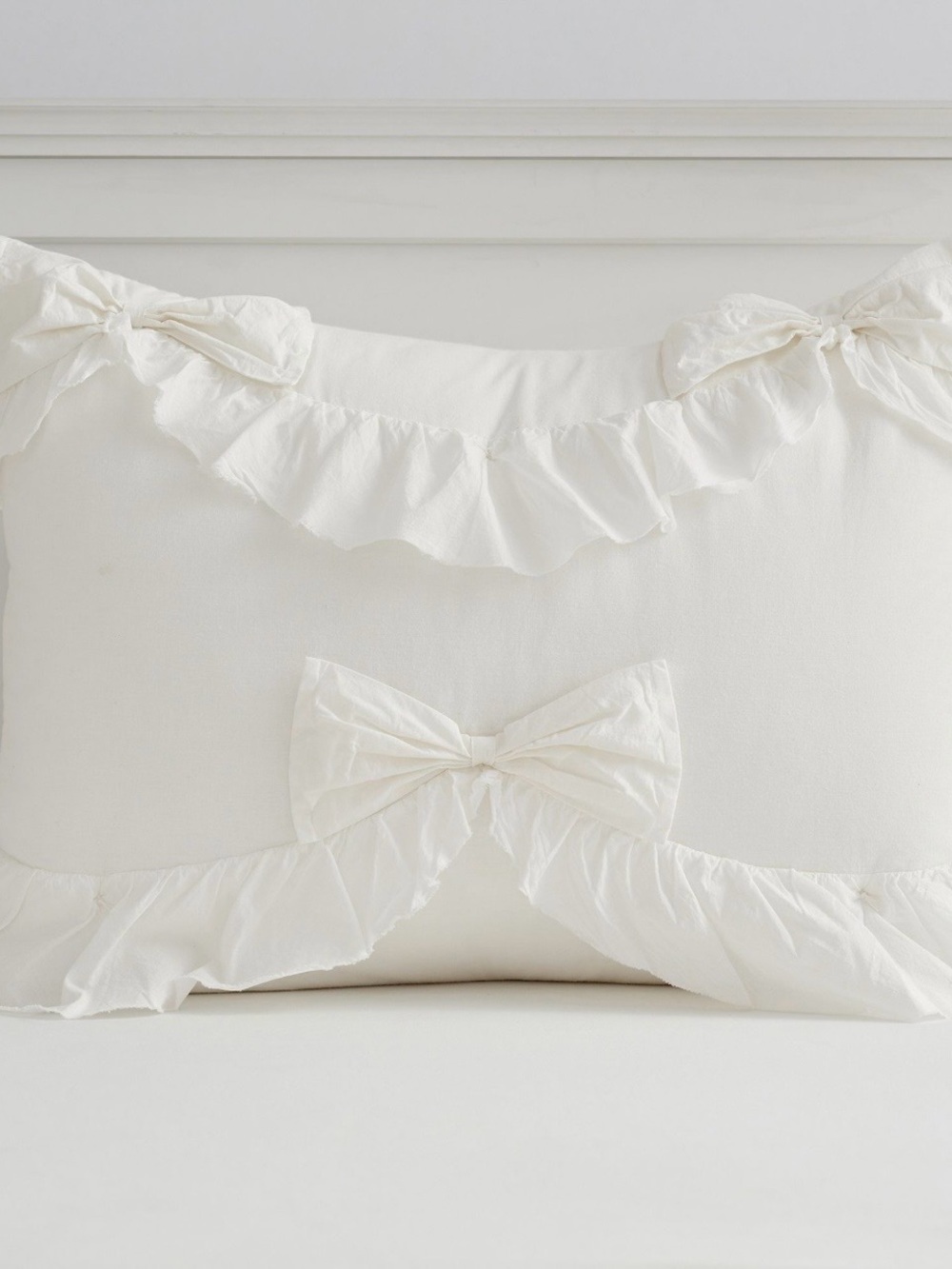 NWT Pottery Barn Teen LoveShackFancy Ruffle Bow Standard Sham Ivory